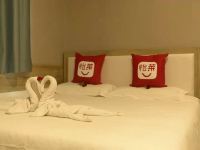 怡莱精品酒店(西安高新科技路地铁站店) - 舒适大床房