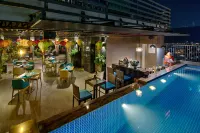 Seashore Hotel & Apartment Hotels in Da Nang