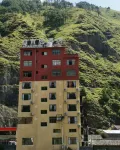 Yiju Hotel