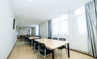 GreenTree Zhixuan Hotel (Zhangjiagang Bonded Area Logistics Park Deji Town)