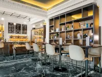 NH Madrid Nacional Hotels near Retiro