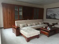 Prosperous Homestays in the Desert of Alxa Right Banner