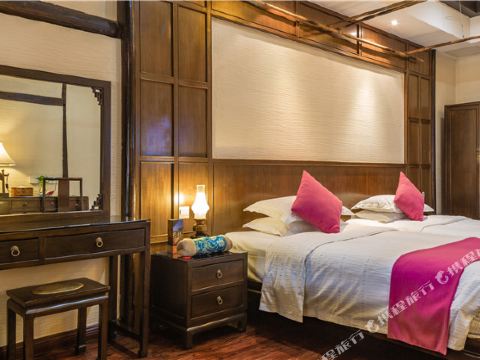 Wuzhen Homestay