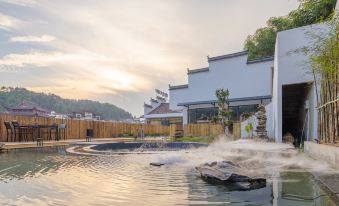 Floral·Jiuhua Mountain Pusu Lanshan B&B (The Main Store of the Temple of the Body)