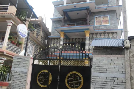 Mount Blue Tourist Hostel