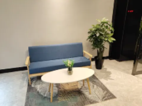 Yi Jia Hotel(Pingxiang Golden Triangle Branch)