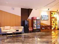 Grey Whale Intelligent Hotel (Baoding Mancheng People's Hospital) Hotels near The Seventh Hospital of Baoding