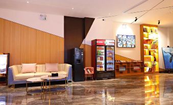 Grey Whale Intelligent Hotel (Baoding Mancheng People's Hospital)