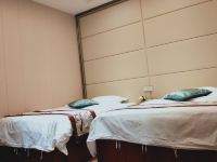勐海湘悦商务酒店 - 豪华三人间