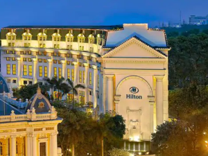 Khách sạn Hilton Hanoi Opera