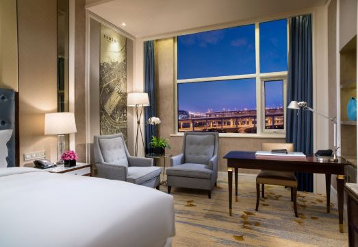 소피텔 상하이 훙차오 로비