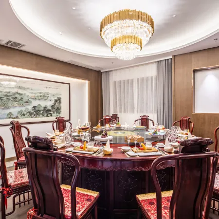 JADE GARDEN HOTEL