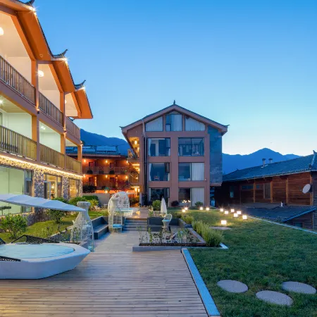 Yiduo Sky Mirror Resort Hotel (Wuhu Bangfang Wharf)