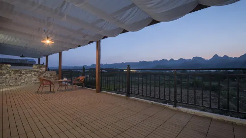興義隱廬仙墅客棧（萬峰林店） - 旅館