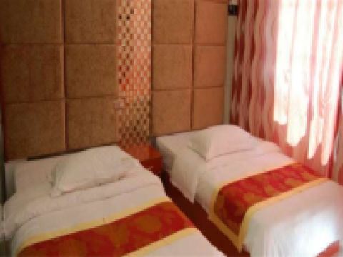 雷波马湖源泉山庄 - 普通标准间