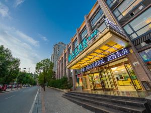 Qingshan Hotel (Yichang East Railway Station Bus Passenger Transport Center)