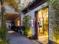 Floral Hotel · Suzhou Sushun hotel Hotels near Guanqian Street