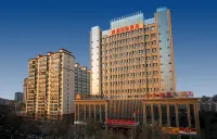 Hongdu International Hotel Hotels near Changji University