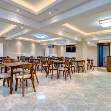 Rezen Dong Hotel (Harbin Railway Station)