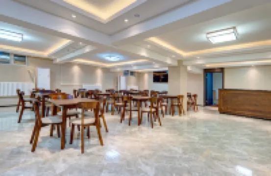 Rezen Dong Hotel (Harbin Railway Station)