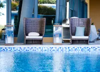 Renaissance Xiamen Hotel - Private Pools