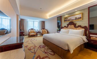 Vienna Hotel (Jingxi Zhongshan Park)