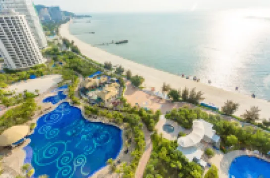 Xilan Seaview Apartment Hotel Hotels near TianHouGong LingNan MinSu WenHua Jie