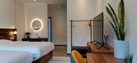 Tianyu Tacheng Boutique Inn