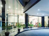 CH Hotel Hotels near Ban Haw Mosque