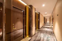 Swan Lake Hotel فنادق في سى خوي