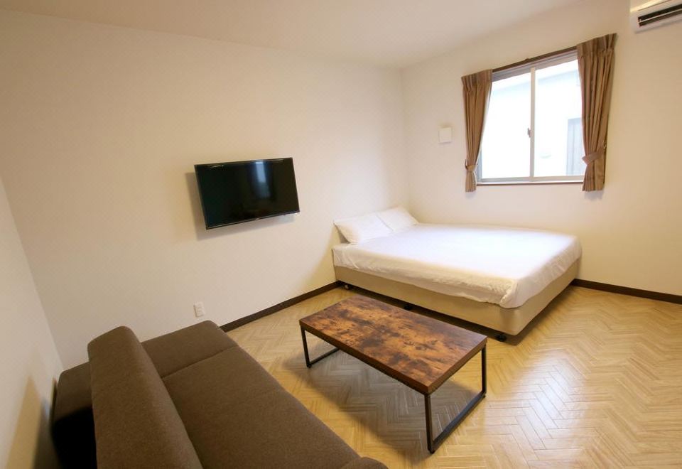 3. 리치 레손 이시..