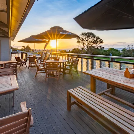 Beachfront Hotel Hokitika