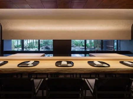 InterContinental Yokohama Pier 8 Отели рядом со станцией Toho Shirasu Railway Station