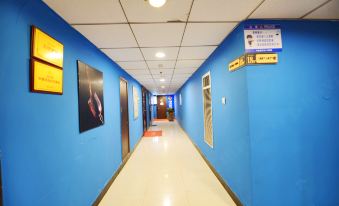 Golden Time Apartment Hotel (Shenyang Taiyuan Street Xinglong)