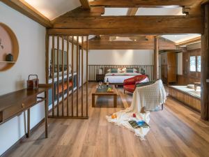 Artistic Suite