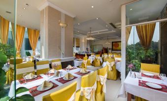 Danly Hotel