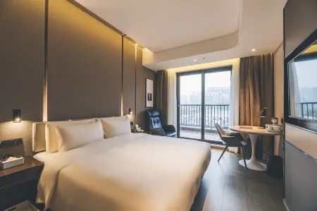 Atour Hotel Changyang Road North Bund Shanghai Отели рядом с достопримечательностью «Shanghai Electric Power Technology and Management College»