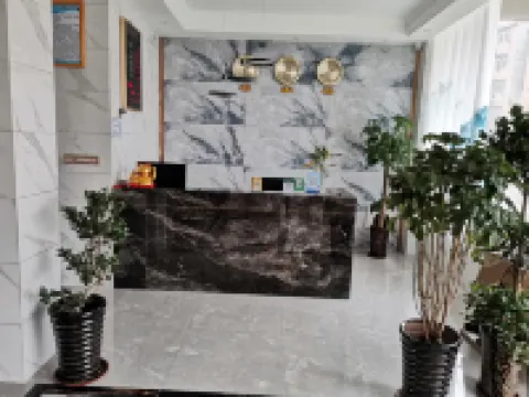 Haowangyuan Hotel, Lijiang River