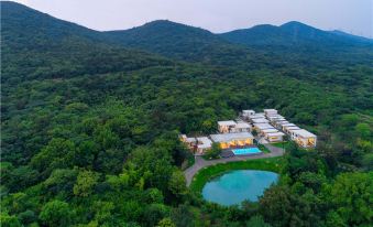 Acre of Pure Land · Valley Hot Spring Resort