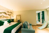 Helen Life Hotel