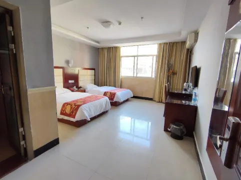 Ruijin Huali Business Hotel