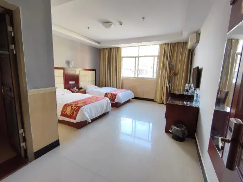 Ruijin Huali Business Hotel