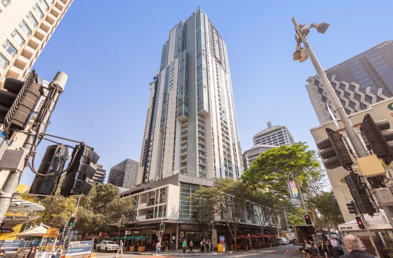 Oaks Brisbane Festival Suites