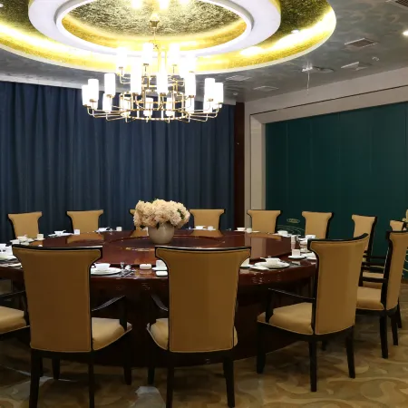 Jiuxin Hotel