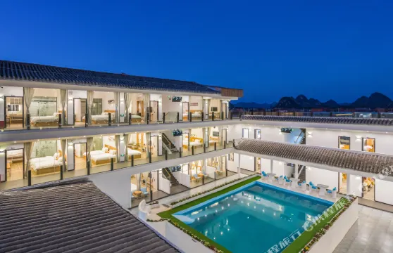 普者黑沽月·荷園湖景度假酒店