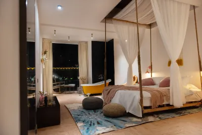 Meet the homo stay(Xi'an Bell and Drum Tower store)