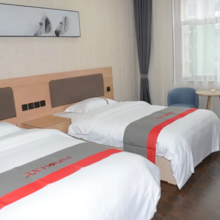 Junyi Chain Hotel (Xi County Xiaoxitian)