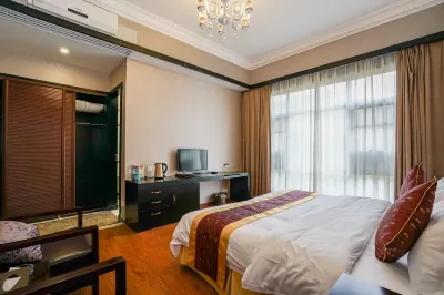 Mingyue Bashan Hotel Hotels near Batai Mountain