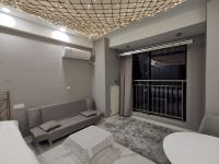 南京大蓝鲸公寓 - 豪华大床房
