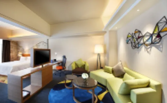 南京南站希爾頓歡朋酒店